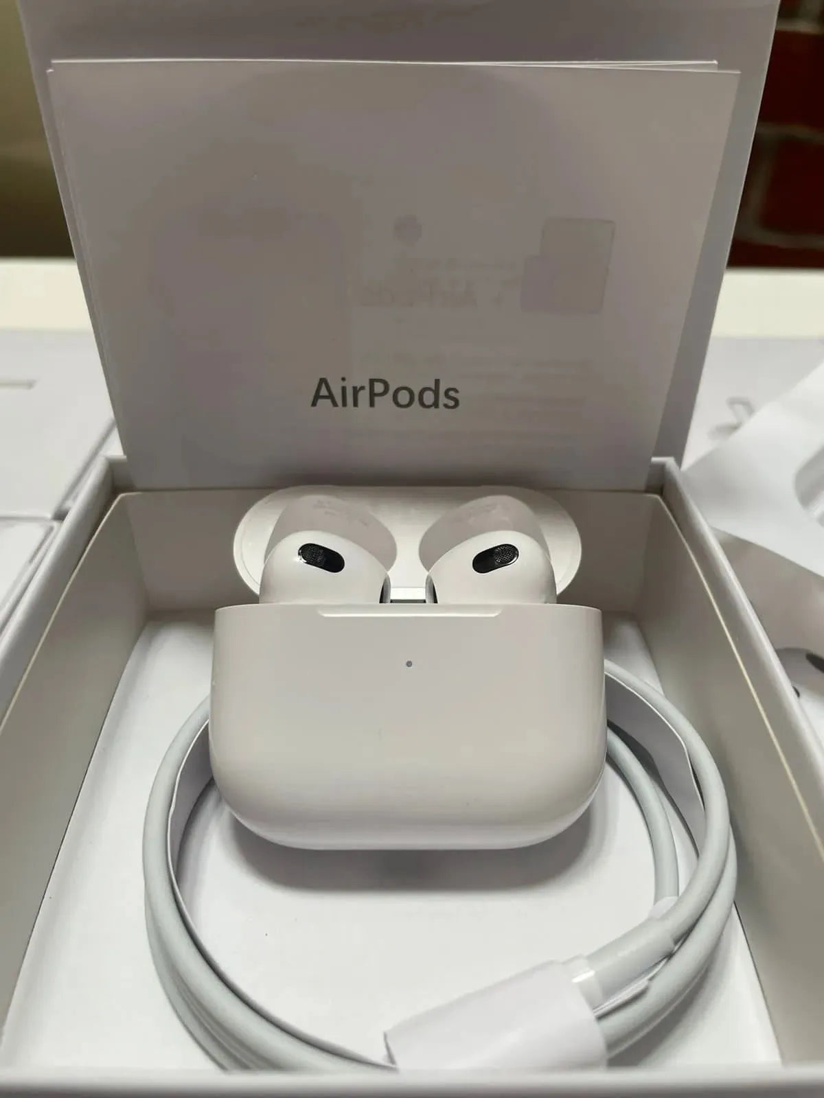 AirPods 3 + Estuche Gratis